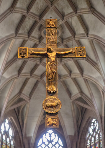 The Böcklin Crucifix today, suspended from the ceiling above the modern altar.